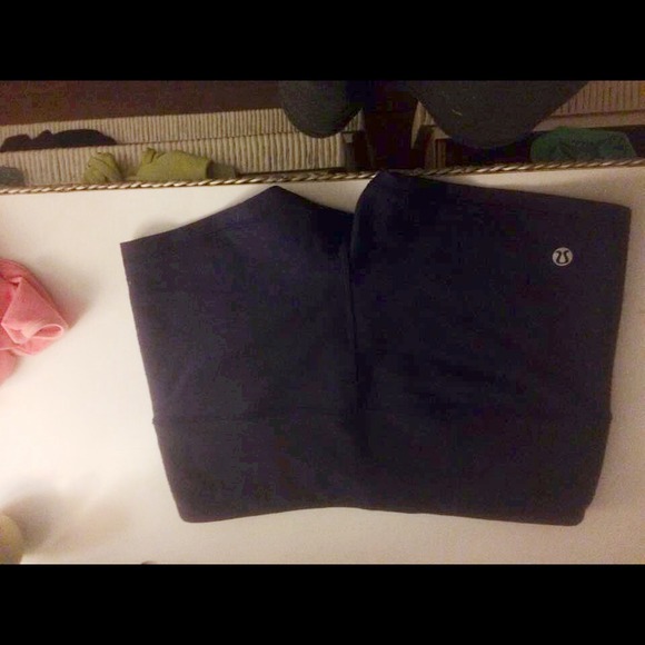 Lululemon- Boogie short