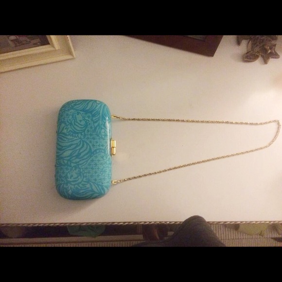 Lilly Pulitzer Small clutch with gold chain