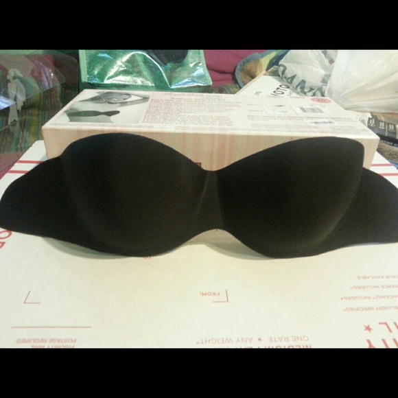 Backless, strapless bra