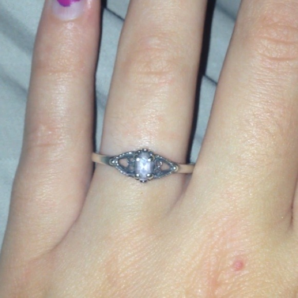 Amethyst Ring - Picture 1 of 2