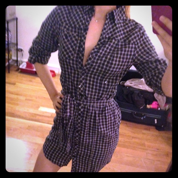 XS Urban Outfitters - BDG Plaid Button-Up Dress