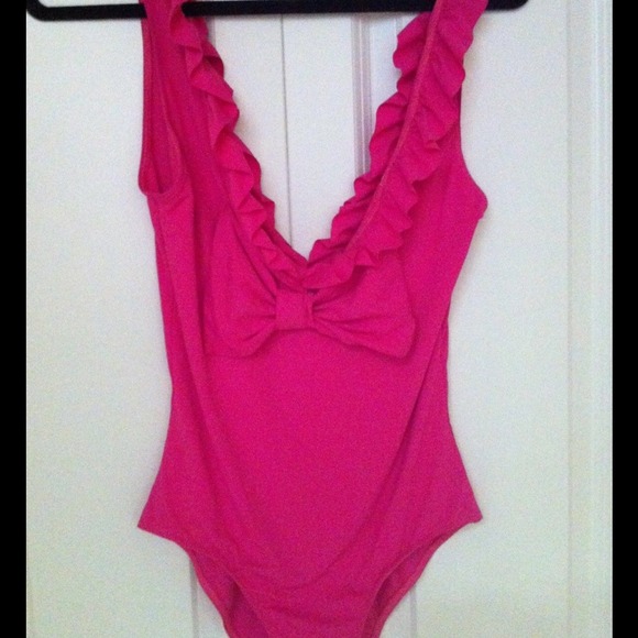 🌈👙 Pink Lolli Swim!