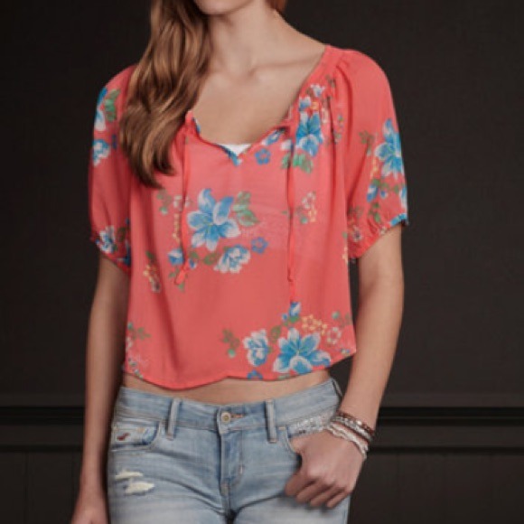 Coral floral top