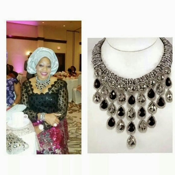 Delicately made handcraft Jewelry Set