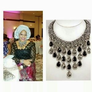 Delicately made handcraft Jewelry Set