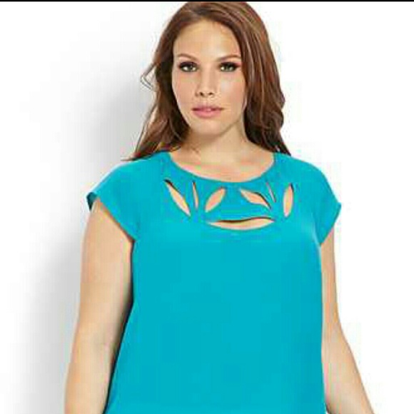 FOREVER 21 PLUS Shirt bundle & ELF lipsticks