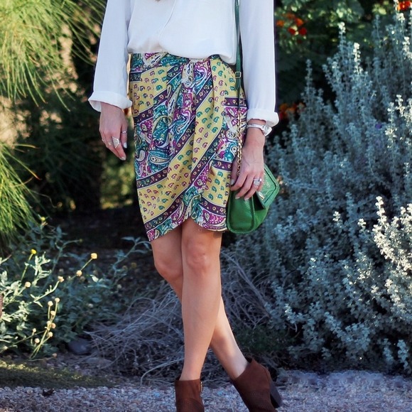 BCBG skirt