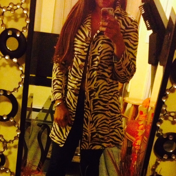 Zebra jacket - Picture 3 of 4