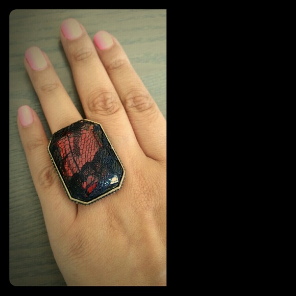 Brand new lace covered gem ring