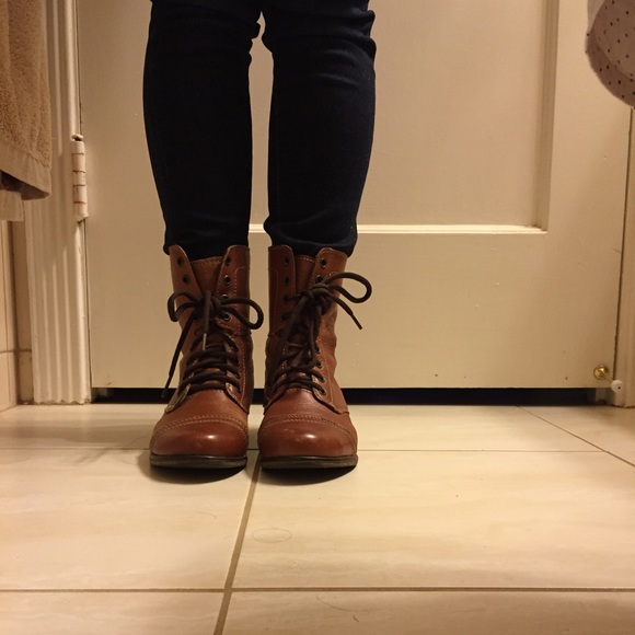 Cognac Combat boots - Picture 4 of 4