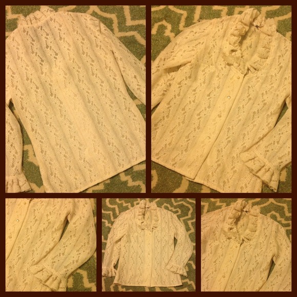 Beautiful Vintage Cream Lace Blouse - Picture 3 of 3