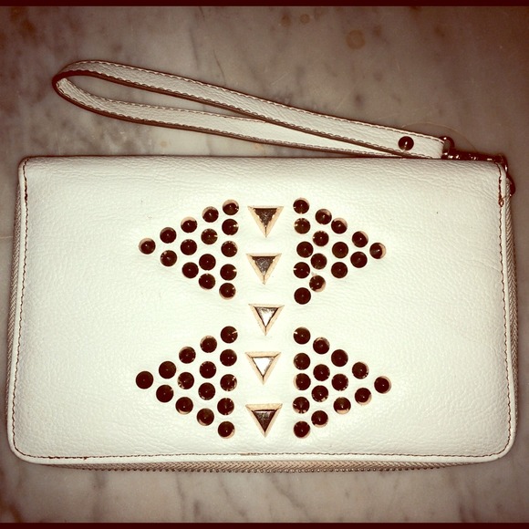 Big Buddha wristlet/ clutch