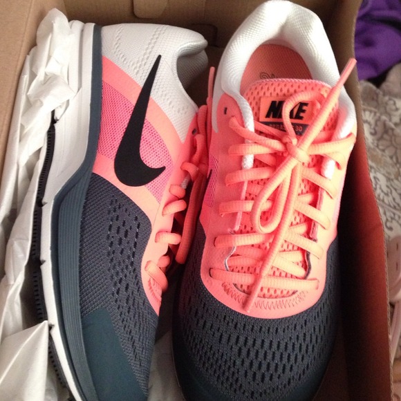 Womens air Pegasus+ 30