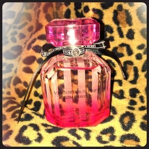 *BUNDLE* VS Bombshell Perfume & VS tank