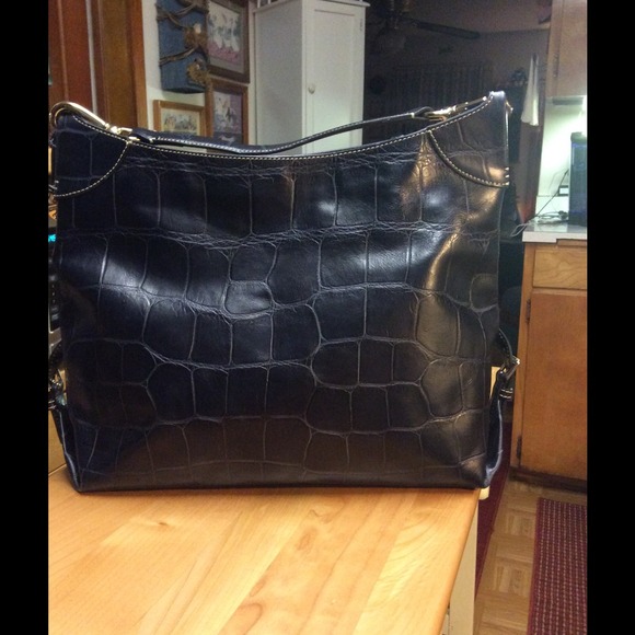 SOLD/Lg Dooney & Bourke/ Sac/ Leather/Croc Pattern - Picture 2 of 4