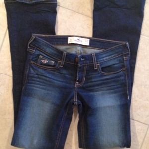 Hollister jeans size 1 short