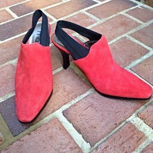 MODA suede heels 🎉HP🎉by mandapanda83