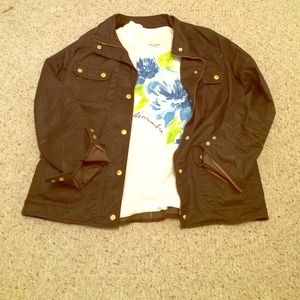 Light floral T-shirt