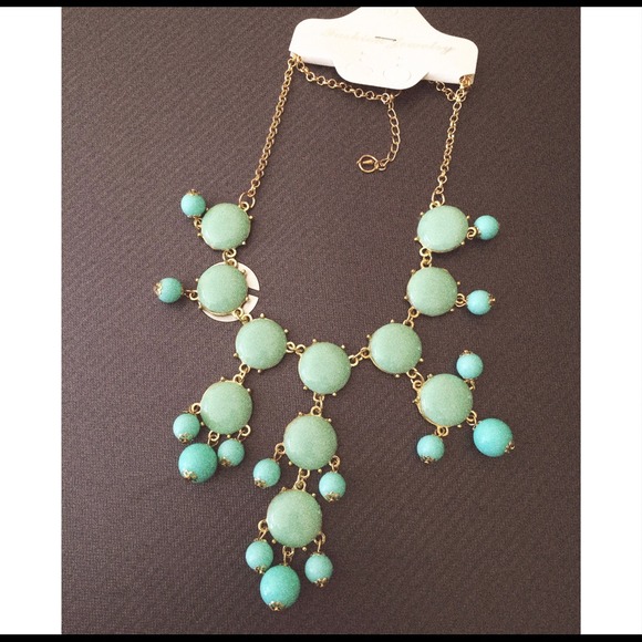 SOLD ❌Mini Bubble Necklace - Picture 2 of 3