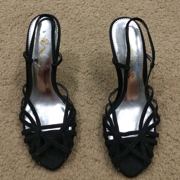 Nina black dress shoes!