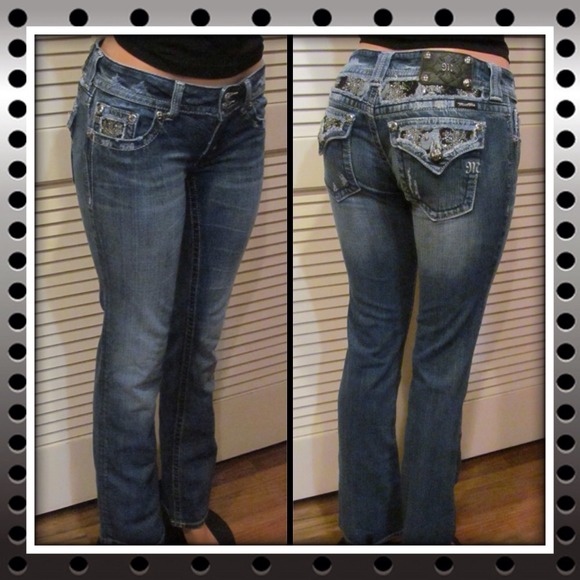Miss Me Denim - MISS ME STUDDED JEANS - Inseam 33 1/2