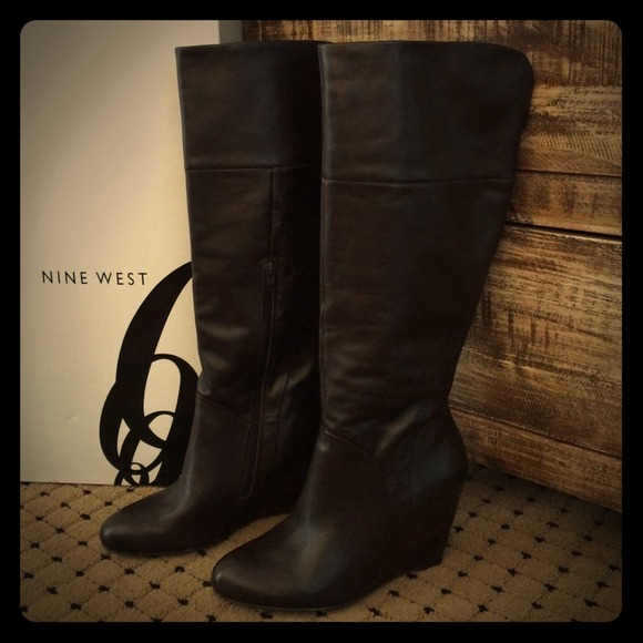 Nine West NWT Brown Wedge Boots