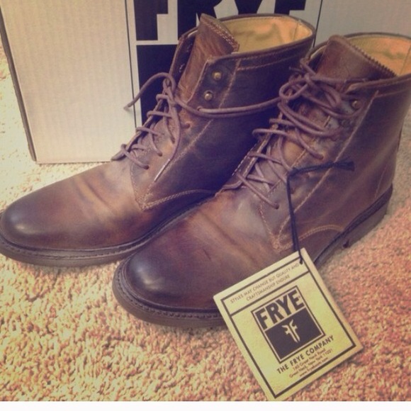 Women's Size 8 Cognac Frye Boots