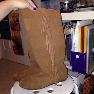 PINK spray and tan suede boots bundle