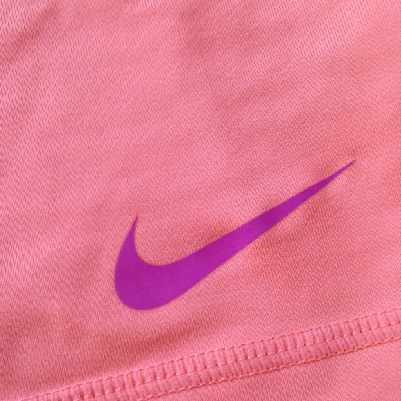 Nike Pro - Picture 2 of 4