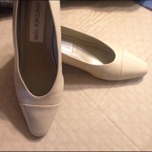 Jones New York pumps