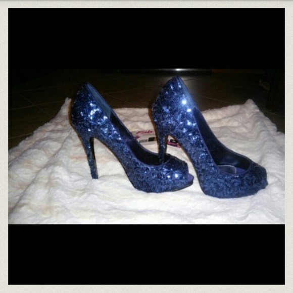 Jessica Paster sequin Blue Pumps Brand New