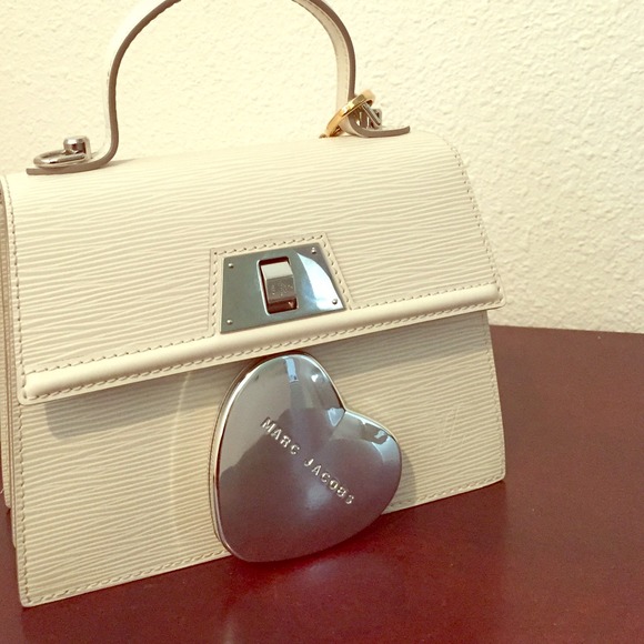 Marc Jacobs Mirror - heart shape