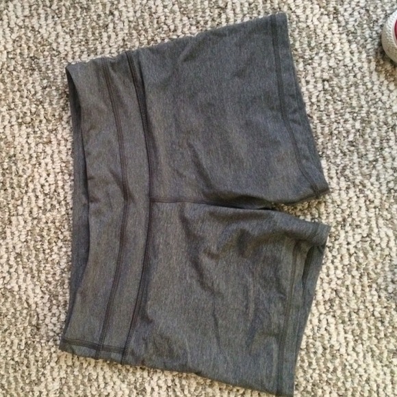 Lululemon Groove Short