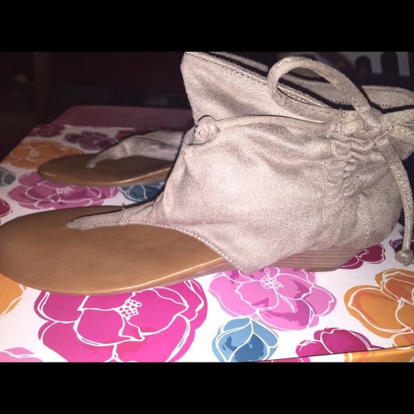 Express sandle - Picture 1 of 3