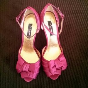 Nina New York Heels sz 9