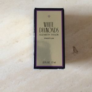 White diamond Elizabeth Taylor perfume