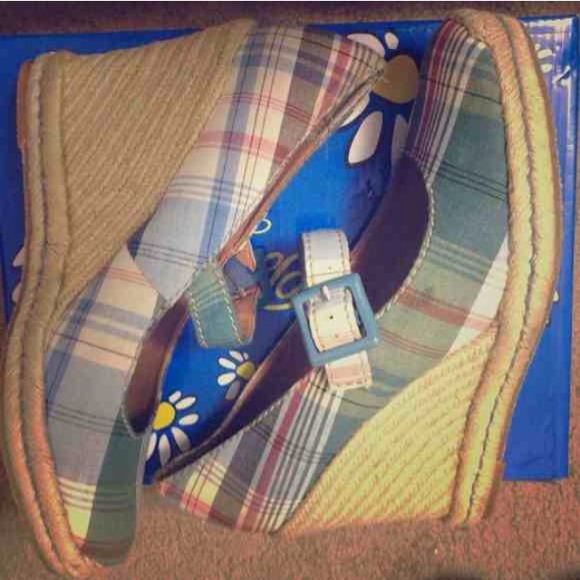 Plaid heels
