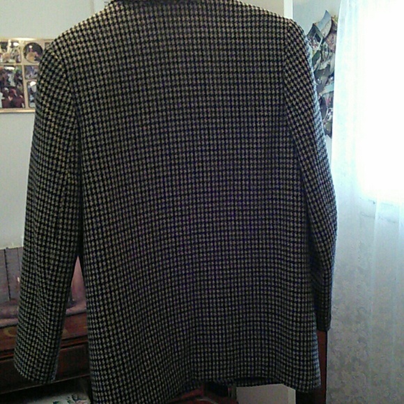 Jacket - Picture 2 of 3