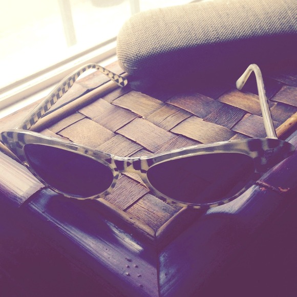 👓Vintage Shades👓