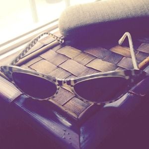 👓Vintage Shades👓
