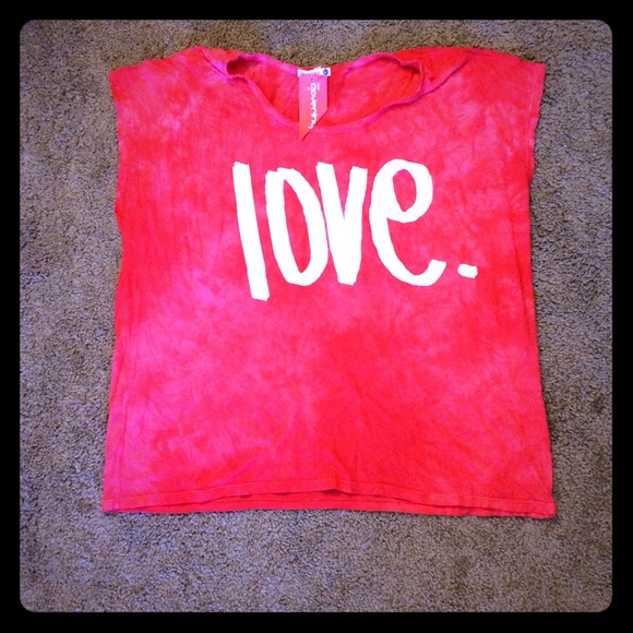 Sundry "love" tee!