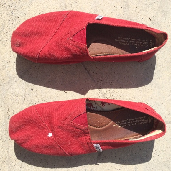 Red Toms