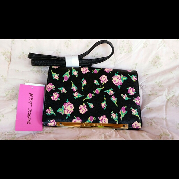 Betsey Johnson Cabbage Rose Wallet