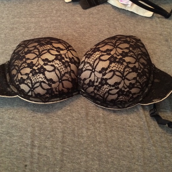 Very padded awesome bra