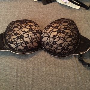 Very padded awesome bra