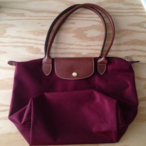 Longchamp Handbags - Longchamp Le Pliage