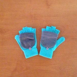 💟 TRADED.  Fingerless Gloves