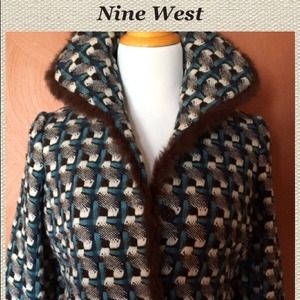 Nine West brown, cream, turquoise w/fur trim coat