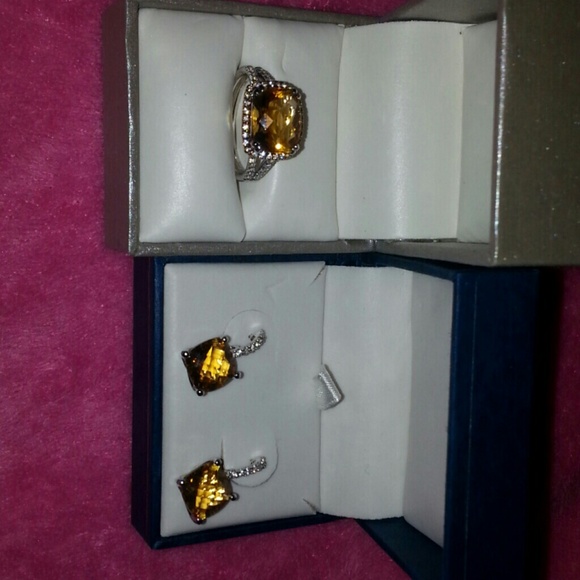 so cute ring 07 end earrings yellow zeghani