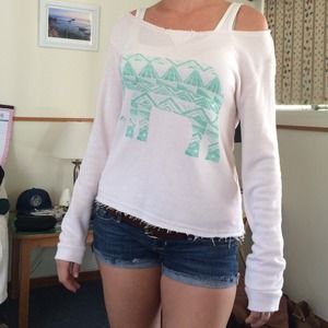 Billabong tribal elephant sweater ! Worn once !